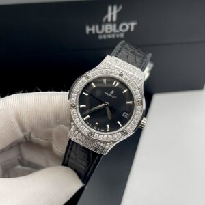 Đồng Hồ Hublot Classic Fusion Diamonds Nữ Rep 11 Màu Đen 33mm