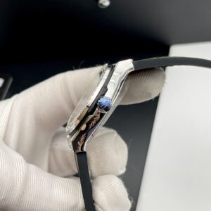 Đồng Hồ Hublot Classic Fusion Diamonds Rep 11 Màu Xanh Lá 33mm (1)