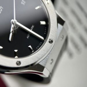 Đồng Hồ Hublot Classic Fusion Titanium Màu Đen JJF 2023 42mm (1)