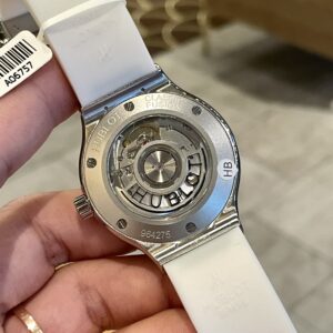 Đồng Hồ Hublot Đính Kim Cương Moissanite Màu Trắng Rep 11 38mm
