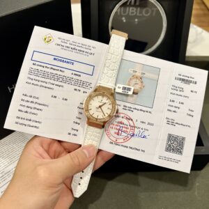Đồng Hồ Hublot Độ Kim Cương Moissanite Màu Trắng 38mm (2)