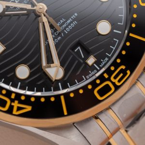 Đồng Hồ Omega Seamaster Replica 11 VS Factory Demi Gold (2)