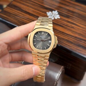 Đồng Hồ Patek Philippe Nautilus 5711R Replica 11 3K Factory 40mm