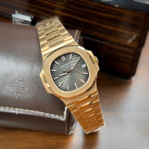 Đồng Hồ Patek Philippe Nautilus 5711R Replica 11 3K Factory 40mm