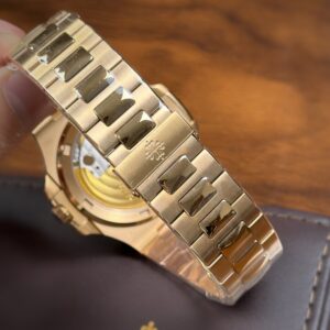 Đồng Hồ Patek Philippe Nautilus 5711R Replica 11 3K Factory 40mm