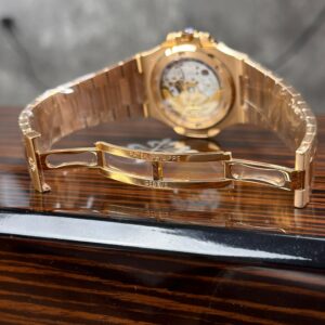 Đồng Hồ Patek Philippe Nautilus 5711R Replica 11 3K Factory 40mm