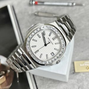 Đồng Hồ Patek Philippe Nautilus 5723 Replica 11 Cao Cấp Nhất 40mm (1)