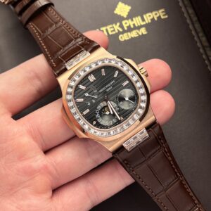 Đồng Hồ Patek Philippe Nautilus 5724R Mặt Số Xám Nhà Máy GR 40mm (5)