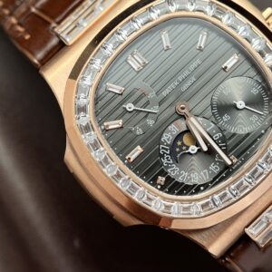 Đồng Hồ Patek Philippe Nautilus 5724R Mặt Số Xám Nhà Máy GR 40mm (5)