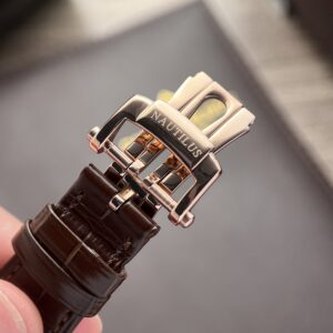 Đồng Hồ Patek Philippe Nautilus 5712R Rep 11 Dây Da GRF (1)