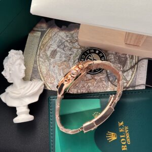 Đồng Hồ Rolex Cosmograph Daytona 116595RBOW Replica 11 Noob 40mm (1)