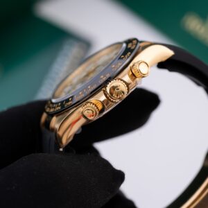 Đồng Hồ Rolex Cosmograph Daytona Độ Mặt Vỏ Trai Clean 40mm (2)