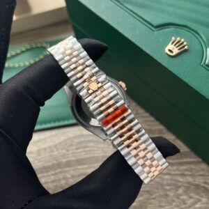 Đồng Hồ Rolex DateJust Nữ Vàng Hồng Cọc Số Đính Đá 31mm (1)