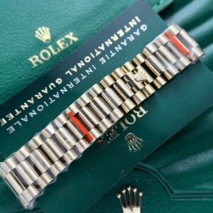 Đồng Hồ Rolex Day-Date Replica Cao Cấp Mặt Xà Cừ Tím 40mm (1)