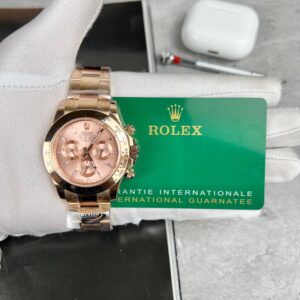 Đồng Hồ Rolex Daytona 116505 Mặt Hồng Cọc Số Đính Đá Rep 11 BT Factory 40mm (1)