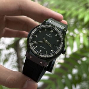 Đồng Hồ Hublot Classic Fusion Ceramic Đính Đá Replica 11 JJZ 42mm (3)