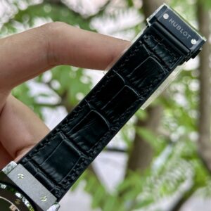 Đồng Hồ Hublot Classic Fusion Ceramic Mặt Carbon Rep 11 JJZ 42mm (3)