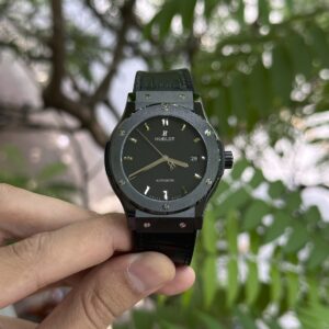 Đồng Hồ Hublot Classic Fusion Ceramic Replica 11 JJZ Màu Đen 42mm (3)