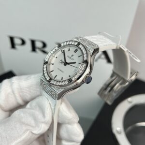 Đồng Hồ Hublot Classic Fusion Kim Cương Moissanite Màu Trắng HBF 38mm (3)