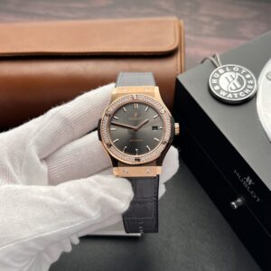 Đồng Hồ Hublot Classic Fusion King Gold Đính Kim Cương Moissanite Gray 42mm (6)