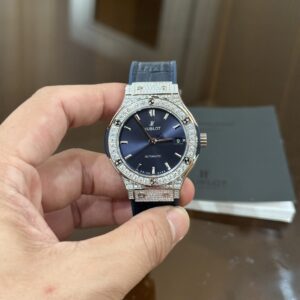Đồng Hồ Hublot Classic Fusion Màu Xanh Đính Đá HB Factory 38mm (6)
