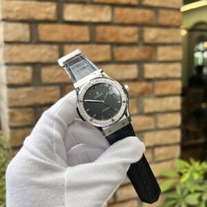 Đồng Hồ Hublot Classic Fusion Viền Đá Fake 11 Cao Cấp HBF 42mm (1)