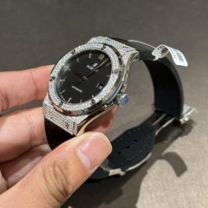 Đồng Hồ Hublot Độ Full Kim Cương Moissanite Màu Đen 42mm (2)