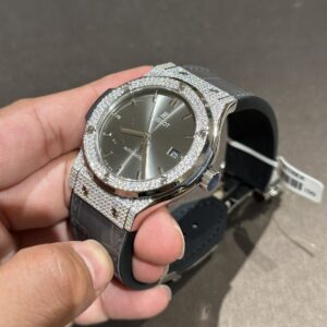 Đồng Hồ Hublot Độ Full Kim Cương Moissanite Màu Xám 42mm (1)