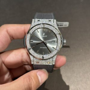 Đồng Hồ Hublot Độ Full Kim Cương Moissanite Màu Xám 42mm (1)