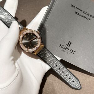 Đồng Hồ Hublot Nữ Đính Kim Cương Moissanite 33mm (1)