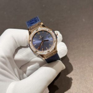 Đồng Hồ Hublot Nữ Đính Kim Cương Moissanite Màu Xanh Dương 33mm (1)