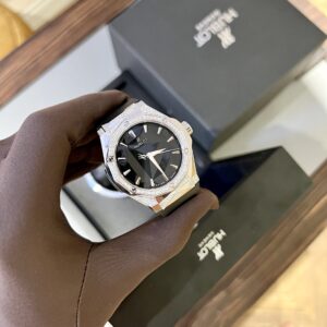 Đồng Hồ Hublot Orlinski Titanium Demi Đính Đá Rep 11 40mm (1)