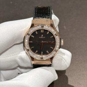 Đồng Hồ Nữ Hublot Độ Kim Cương Moissanite Máy Pin 33mm (5)