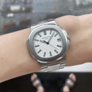 Đồng Hồ Patek Philippe Nautilus 5711 Mặt Trắng Replica 3KF 40mm (1)