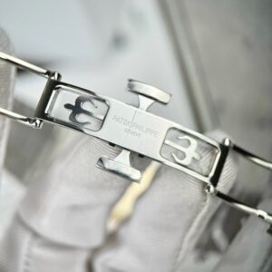 Đồng Hồ Patek Philippe Nautilus 5811 Replica 11 Nhà Máy 3K