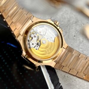 Đồng Hồ Patek Philippe Nữ Nautilus 7118 (3)