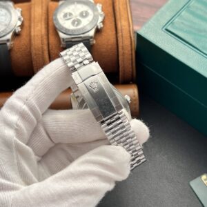Đồng Hồ Rolex DateJust 126334 Mặt Nếp Gấp Màu Xanh Dương Clean 41mm (5)