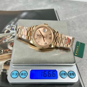 Đồng Hồ Rolex Day-Date 228239 Replica 1:1 Tinh Chỉnh 166gr GM V2 40mm (1)