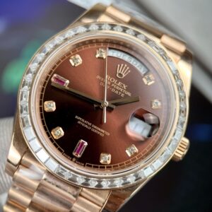 Đồng Hồ Rolex Day-Date Bọc Vàng Độ Kim Cương Moissanite Ruby Đỏ 40mm (2)