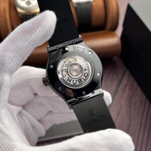 Đồng Hồ Hublot Classic Fusion Ceramic Replica Mặt Xanh Lá Cây JJZ 42mm (1)