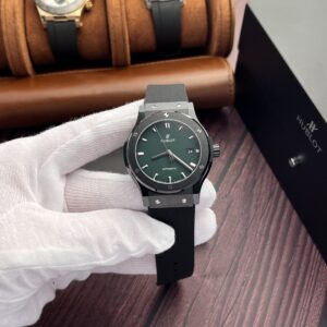 Đồng Hồ Hublot Classic Fusion Ceramic Replica Mặt Xanh Lá Cây JJZ 42mm (1)