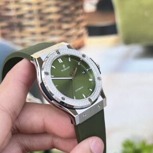 Đồng Hồ Hublot Classic Fusion Màu Xanh Lá Cây Đính Đá JJ+ 42mm