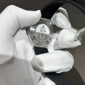 Đồng Hồ Hublot Nữ Màu Đen Đính Full Kim Cương Moissanite 33mm (4)