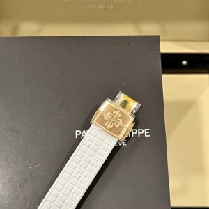 Đồng Hồ Nữ Patek Philippe Aquanaut 5067A Replica 11 Màu Trắng (1)