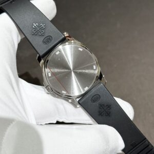 Đồng Hồ Patek Philippe Aquanaut 5067A Độ Kim Cương Moissanite (7)