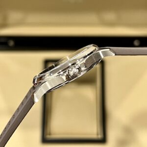 Đồng Hồ Patek Philippe Aquanaut 5067A Replica 11 Màu Xám Nữ (6)