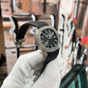 Đồng Hồ Patek Philippe Aquanaut 5167 Chế Tác Kim Cương Tự Nhiên 40mm (1)