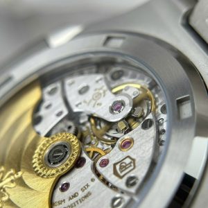 Đồng Hồ Patek Philippe Nautilus 5711 Tinh Chỉnh Full Like Auth Cao Cấp Nhất 40mm (8)