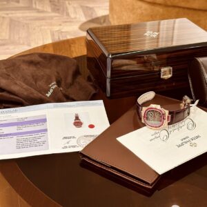 Đồng Hồ Patek Philippe Nautilus 5724 Bọc Vàng Độ Đá Ruby Đỏ 40mm (1)