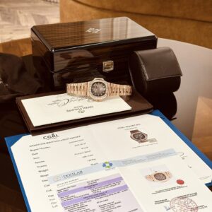 Đồng Hồ Patek Philippe Nautilus 5724 Bọc Vàng Độ Kim Cương Moissanite 40mm (7)